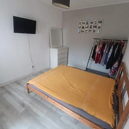 Lovely 3 Bedroom, With Stunning Views Appartamento