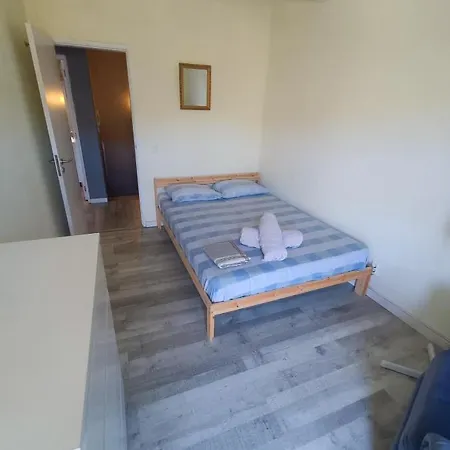 Lovely 3 Bedroom, With Stunning Views Appartamento